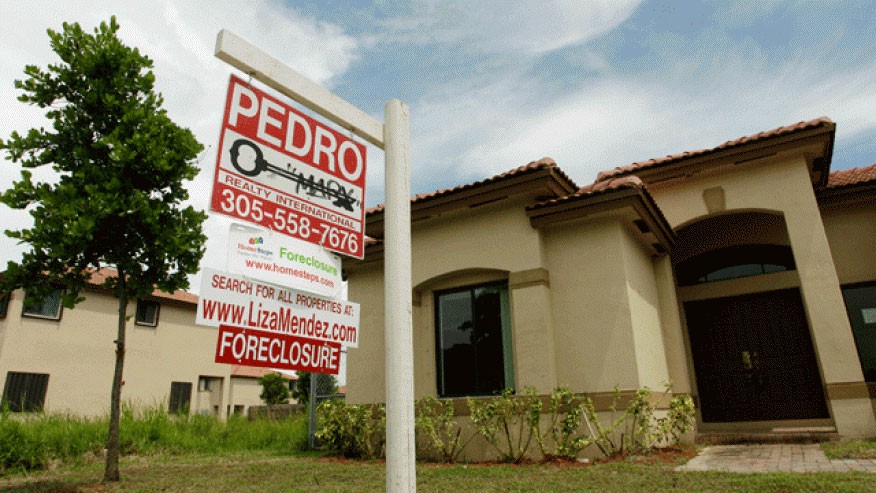 Things to know when buying a foreclosed property Things to know when buying a foreclosed property