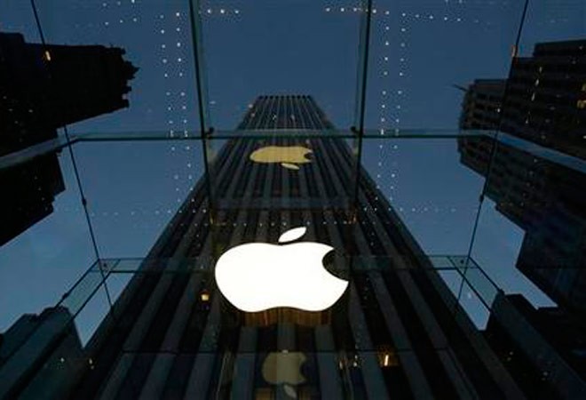 Apple $1 trillion stock market value could be years away say experts