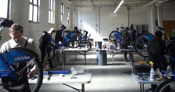 Bike mechanics emerge as key component of Citi Bike’s equity efforts