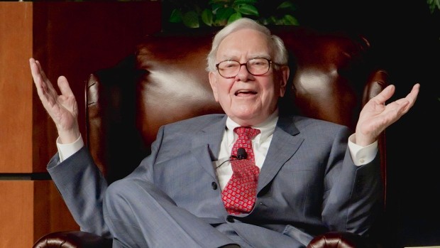 Buffett Tells Us Why Berkshire Hathaway Isn’t Leaving Omaha In The Near Future