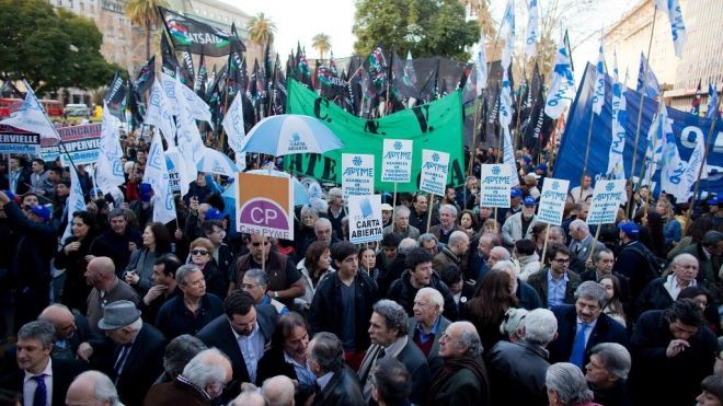 How an American hedge fund forced Argentina into default How an American hedge fund forced Argentina into default