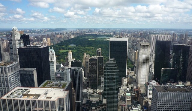 How Crowdfunding is Changing the Face of Commercial Real Estate How Crowdfunding is Changing the Face of Commercial Real Estate