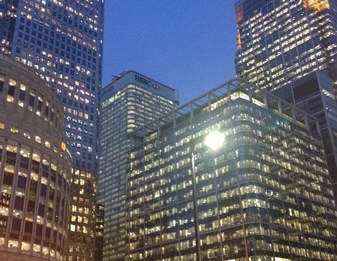 How Crowdfunding is Changing the Face of Commercial Real Estate How Crowdfunding is Changing the Face of Commercial Real Estate