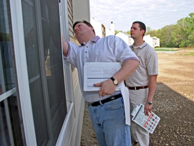 How to Buy a Foreclosure Home or Property From a Bank 5 Questions How to Buy a Foreclosure Home or Property From a Bank 5 Questions