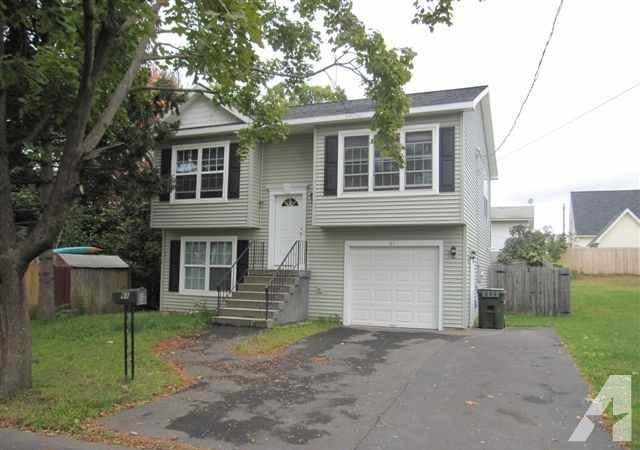 How to Make an Offer on a Short Sale Buy How to Make an Offer on a Short Sale Buy