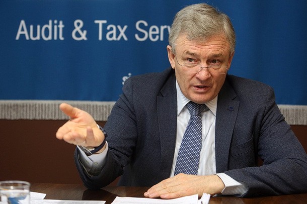 Investors and tax Investors and tax