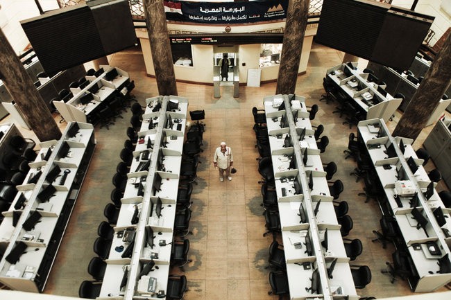 Problems Grow as Egypt s Exchange Stays Closed Problems Grow as Egypt s Exchange Stays Closed