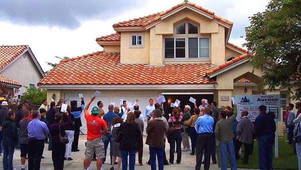 Should You Buy A House At Auction Should You Buy A House At Auction