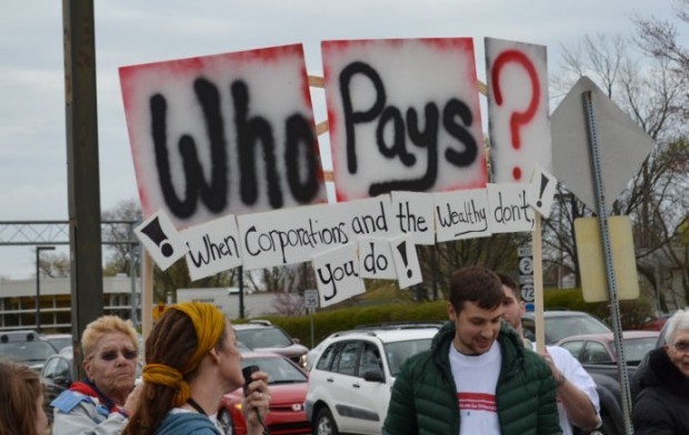 Why a FlatRate Tax is Unfair A Quick Overview of America s Wealth Inequality and Tax Structure Why a FlatRate Tax is Unfair A Quick Overview of America s Wealth Inequality and Tax Structure