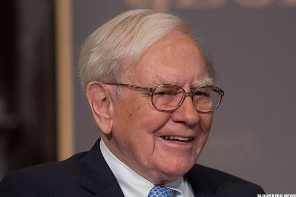 Warren Buffett can t find any US stocks worth buying because money printing has pushed share