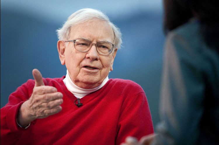 Buffett BofA Bet Helps Berkshire Beat S P 500