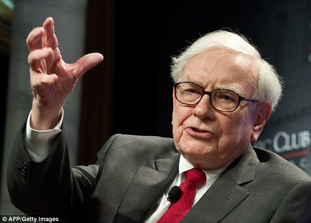 See Why Warren Buffett Thinks Interest Rates Are Like Gravity