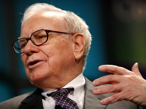 Why Warren Buffett Changed His Big Oil Bet