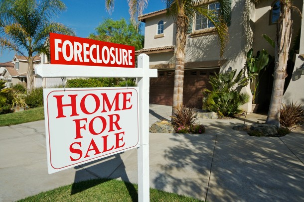 Why Buyers Should Consider Foreclosures or Short Sales