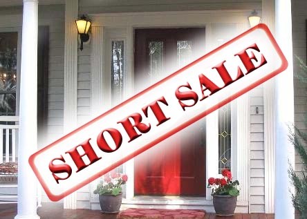 Why Buyers Should Consider Foreclosures or Short Sales