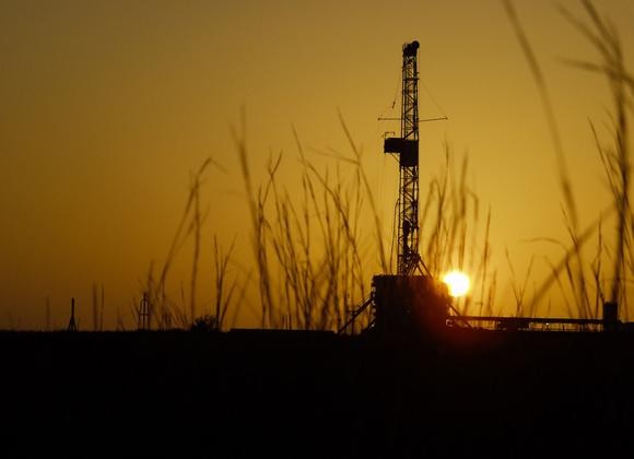 Why Six Big Oil and Fracking Companies Just Became Great Stocks to Buy Apache Corp (NYSE APA)