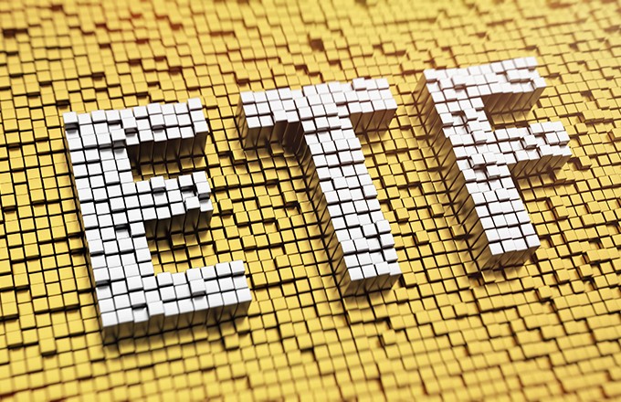 Motif Investing vs ETF (SPY IWM QQQ BBH XLF XLE IYR TAN USO UNG GLD SLV)