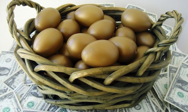 Putting your eggs in different baskets by diversifying your stocks