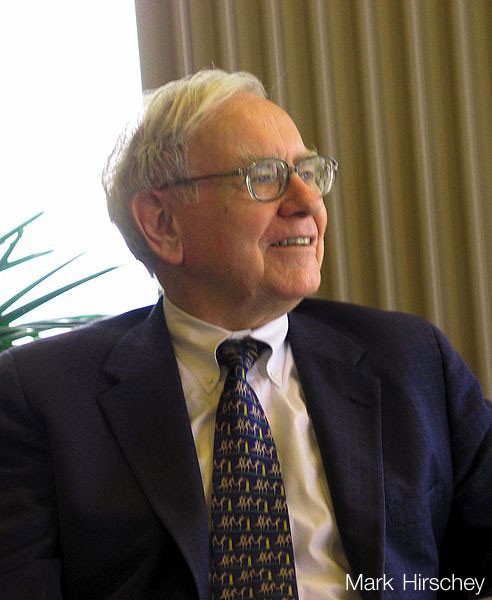 Warren Buffett Offers Investment Tips in a Letter to Shareholders